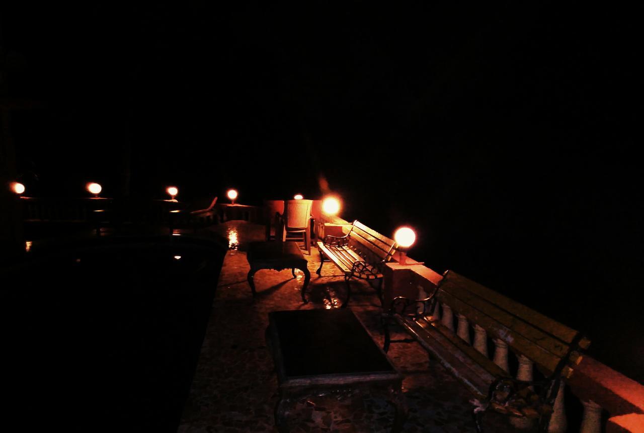 A Date With Me Boutique Hotel Bar @ Restaurant Candolim Kültér fotó